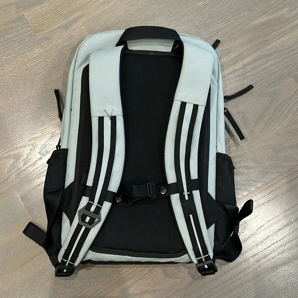 Timbuk2 Backpack - Picture 2 of 8